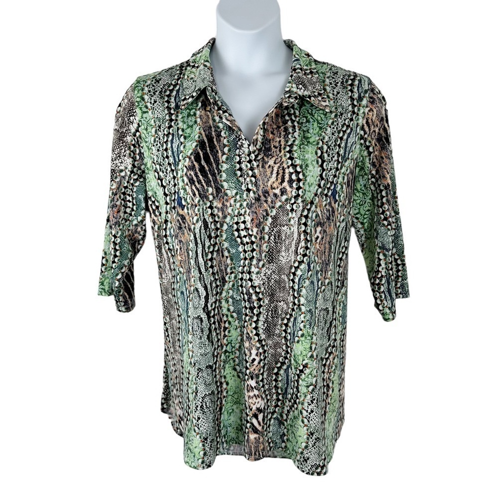 Women With Control Green Collared Popover Snakeskin Print Top 2XP